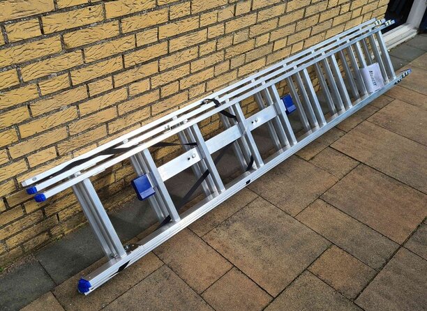 3-delige ladder van het merk Alumexx